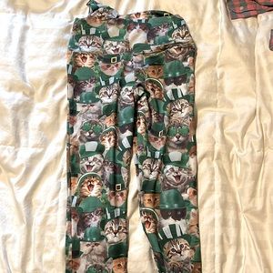 St. Patrick’s day cat leggings M